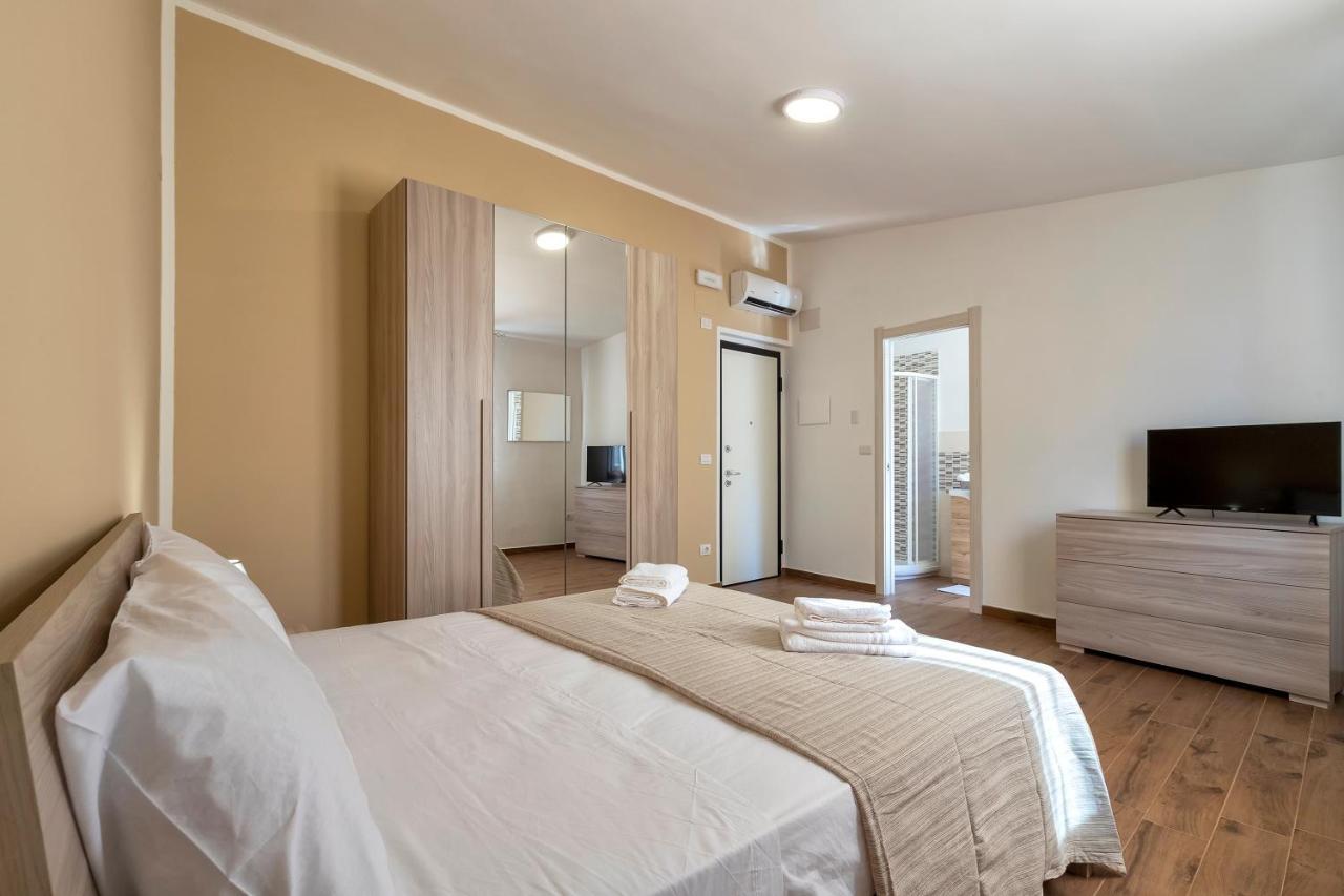 Vico Rooms Сассарі Екстер'єр фото
